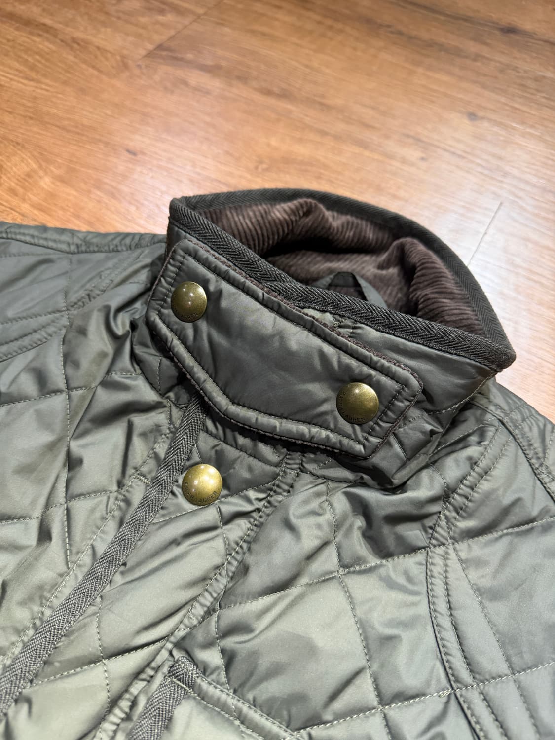 폴로 퀼팅 베스트 올리브 상품이미지5