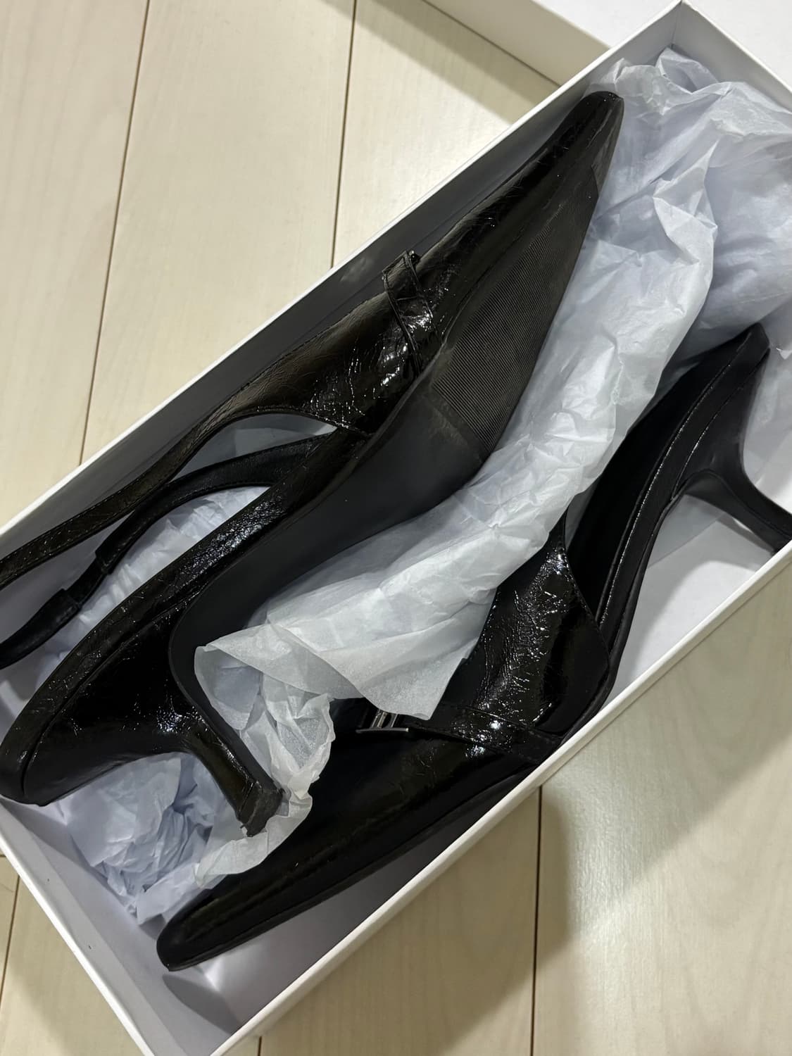 보헤미안서울 메탈라벨 슬링백 구두255 상품이미지3