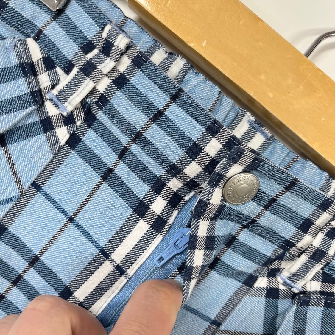 110 버버리 키즈 체크 팬츠 상품이미지4