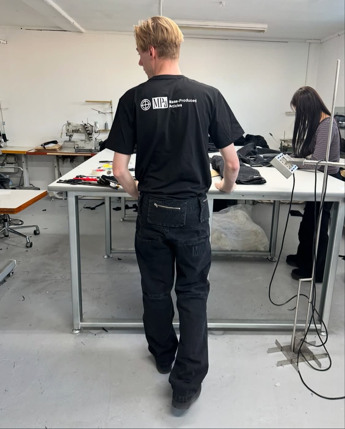 플라스틱프로덕트 백팬츠 M사이즈 상품이미지1