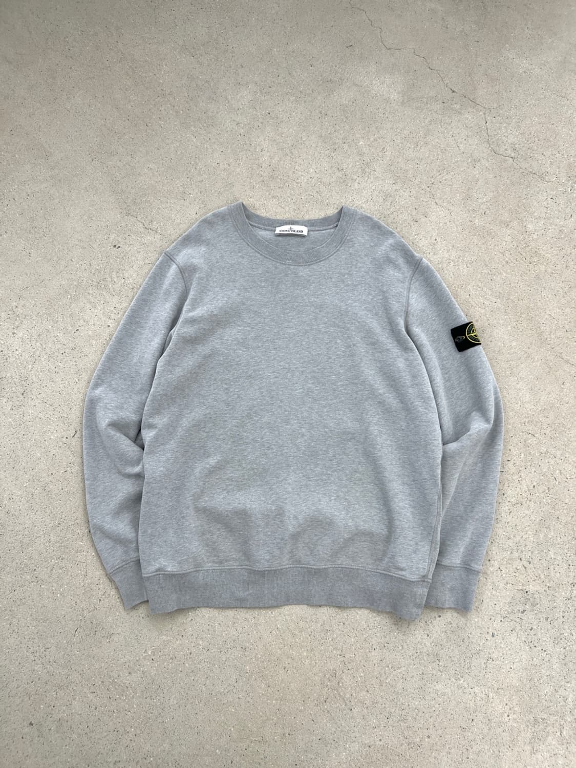 스톤아일랜드 와펜 멜란지그레이 맨투맨 상품이미지2