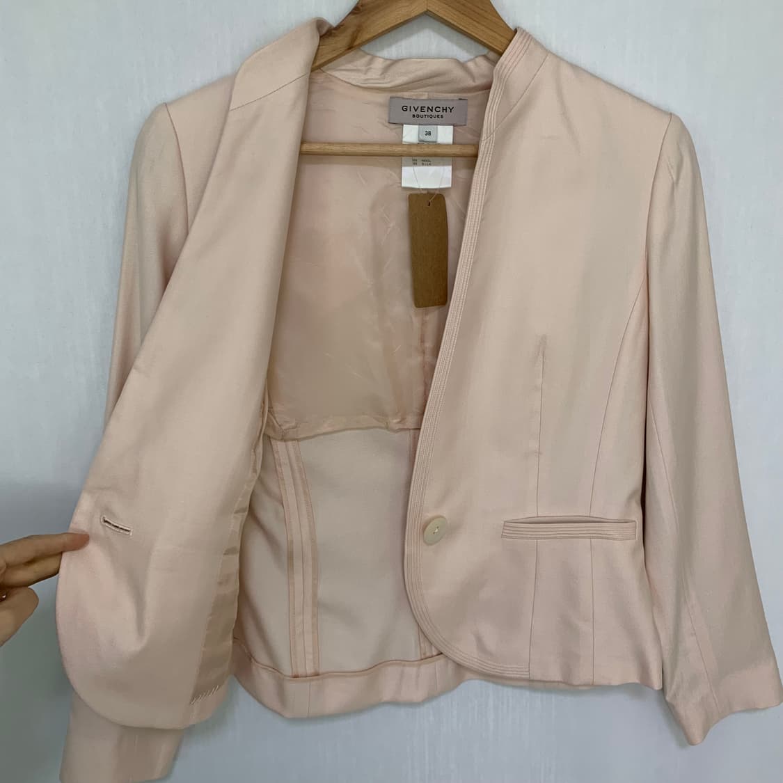 지방시 빈티지 베이비핑크 노카라 원버튼 여성 자켓 38 하객룩 상품이미지4