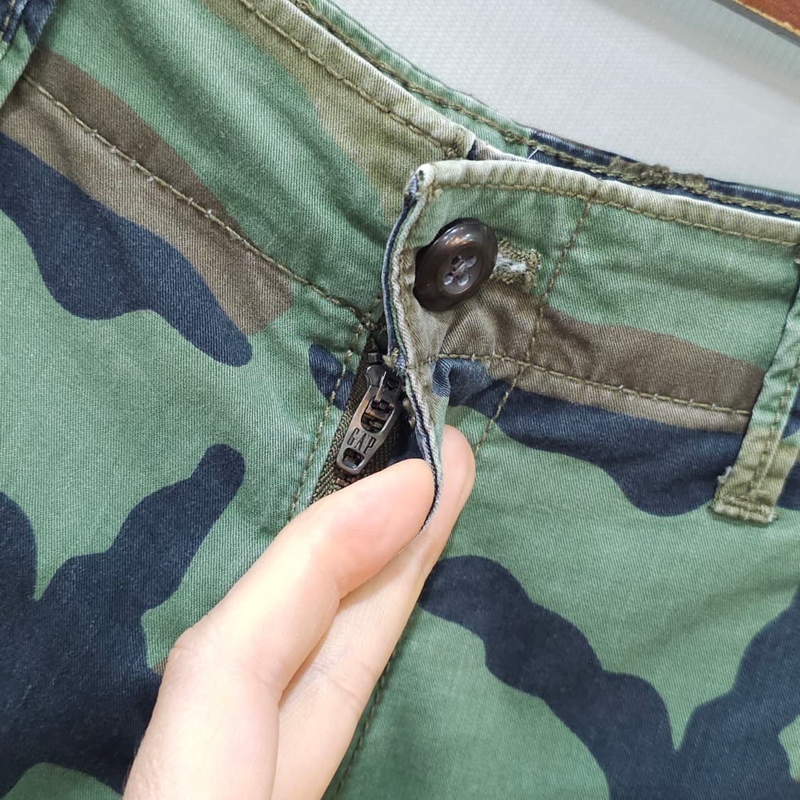 GAP 카모 카고 반바지- 29사이즈 상품이미지4