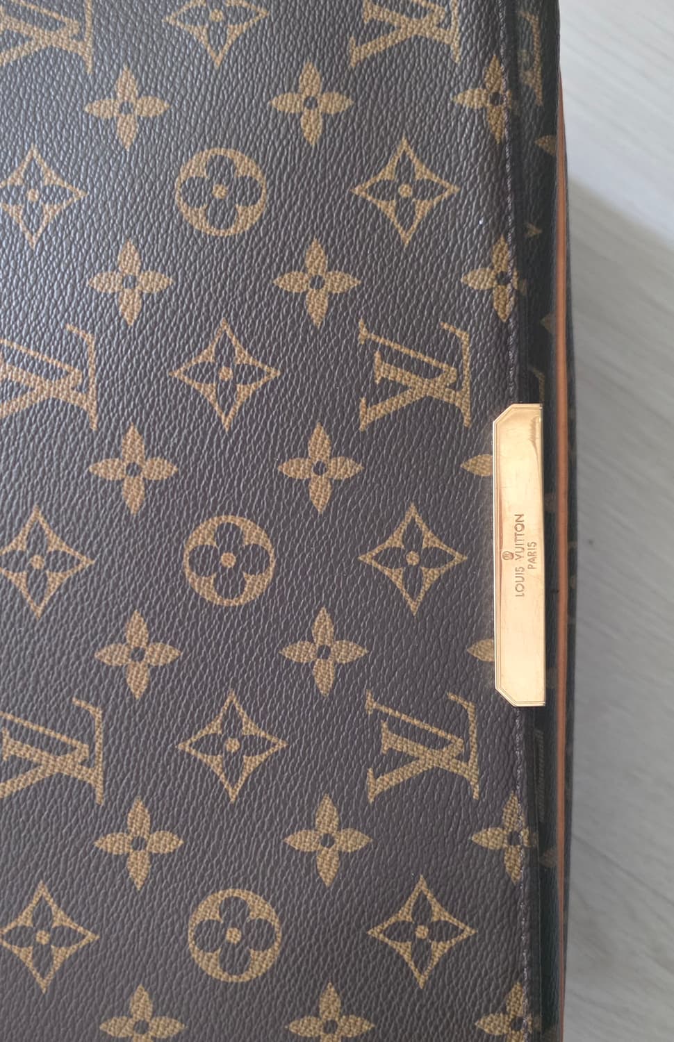 루이비통 발미 MM 모노그램 크로스백 상품이미지2