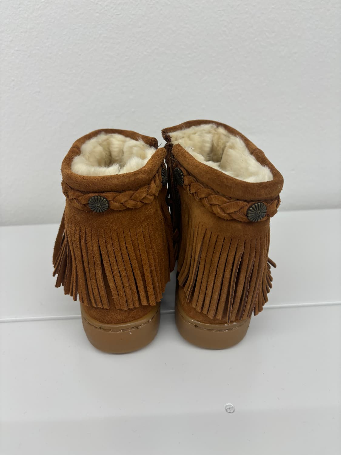 Minnetonka 프린지 부츠 스웨이드 상품이미지5