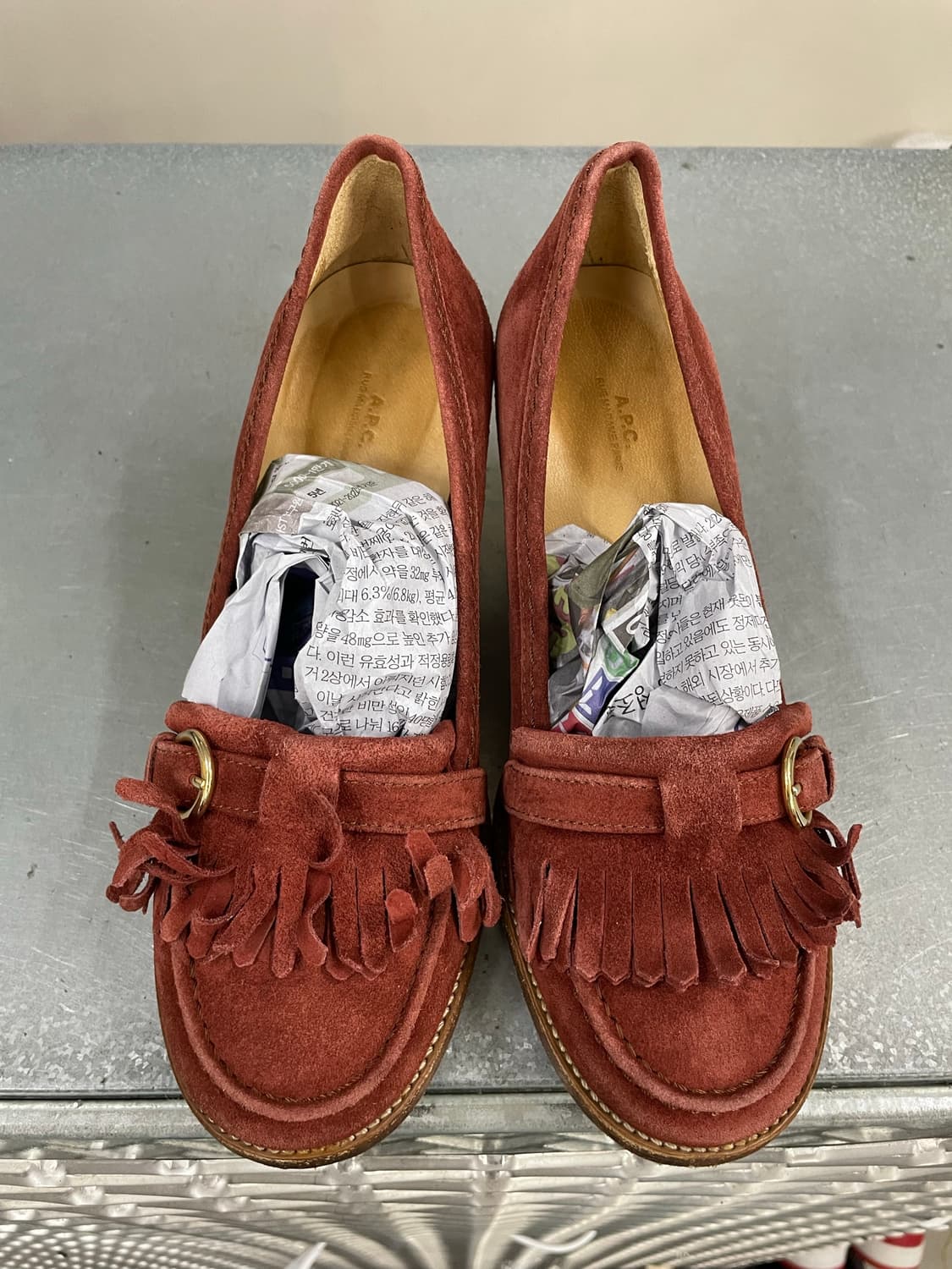 A.P.C 스웨이드 로퍼 버건디 38 상품이미지5