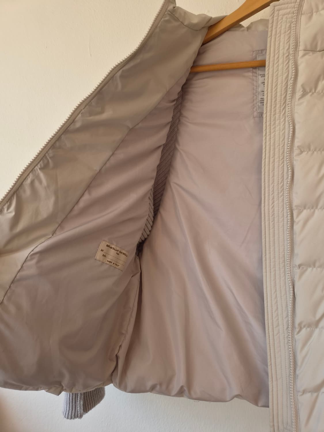 부루넬 여성 니트 배색후드패딩 40사이즈 상품이미지4