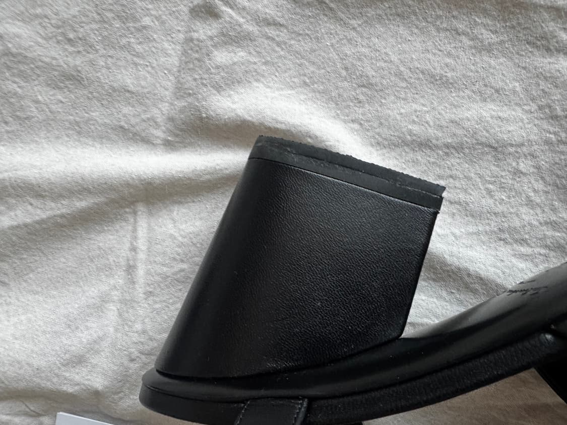 페레가모 바라 리본 샌들 상품이미지7