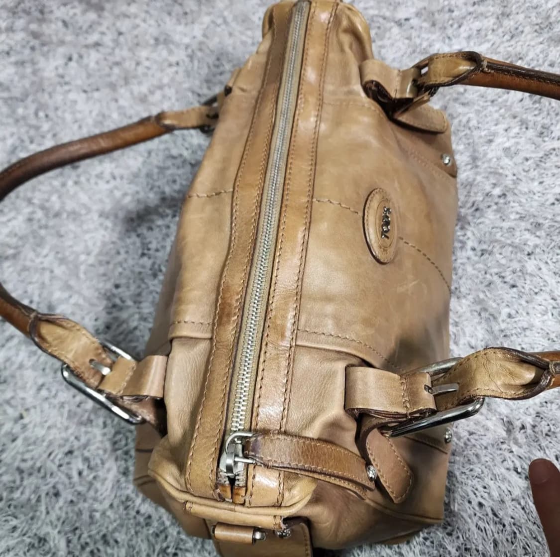 토즈 레더 숄더백 상품이미지6