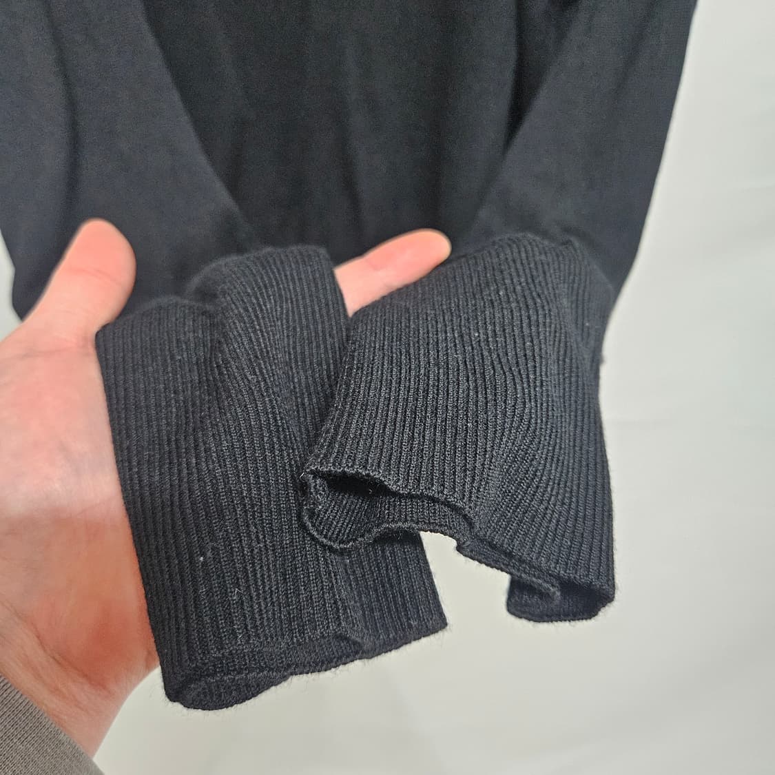 우영미 울 절개 터틀넥 니트 100 상품이미지5