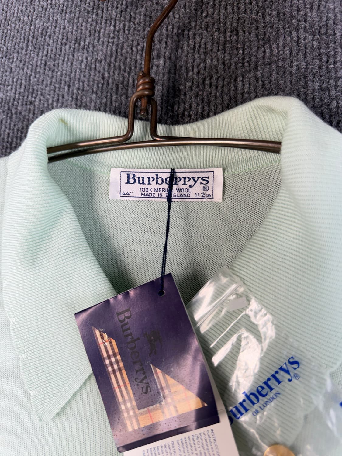 90s 버버리 금장버튼 울 가디건 상품이미지5