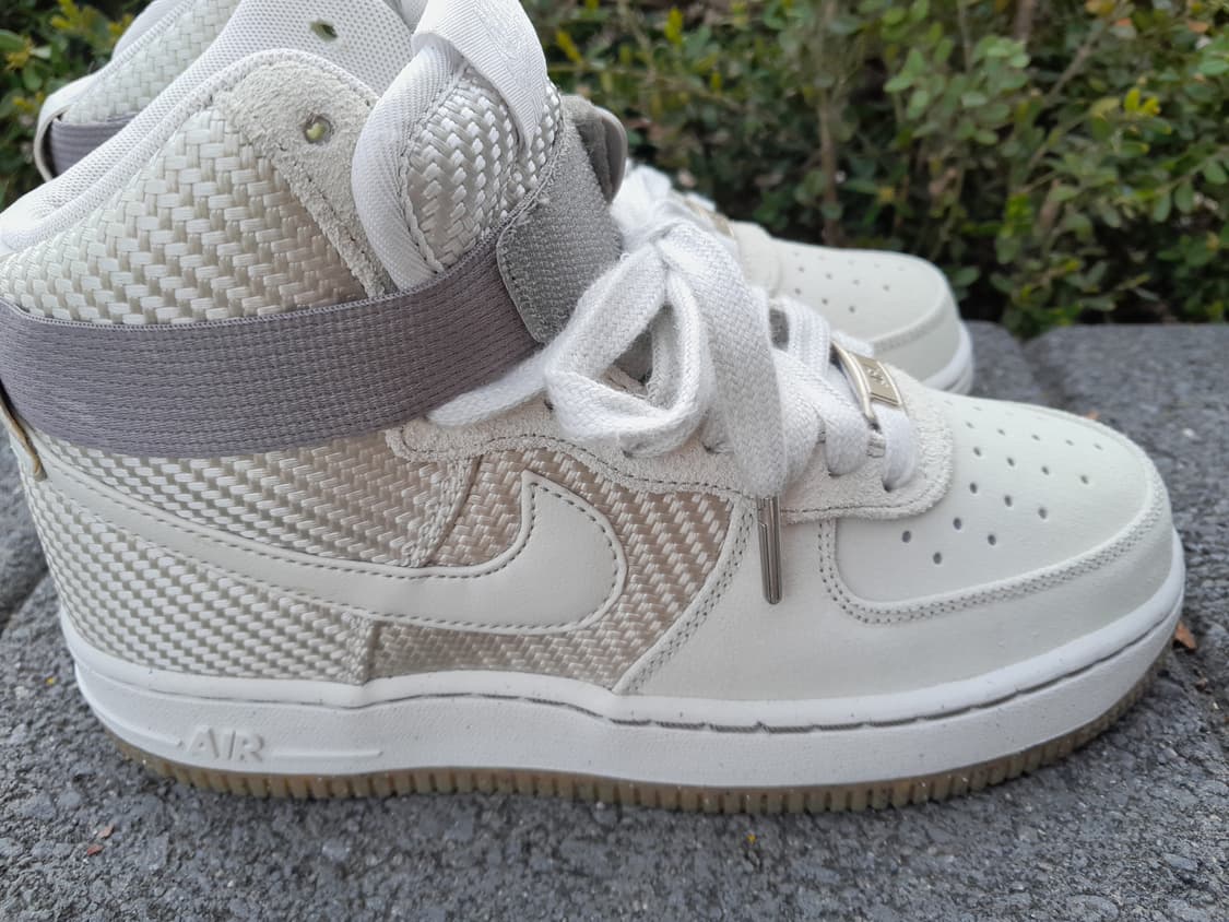 나이키 에어포스 1 하이 07 LX230 희소 상품이미지2