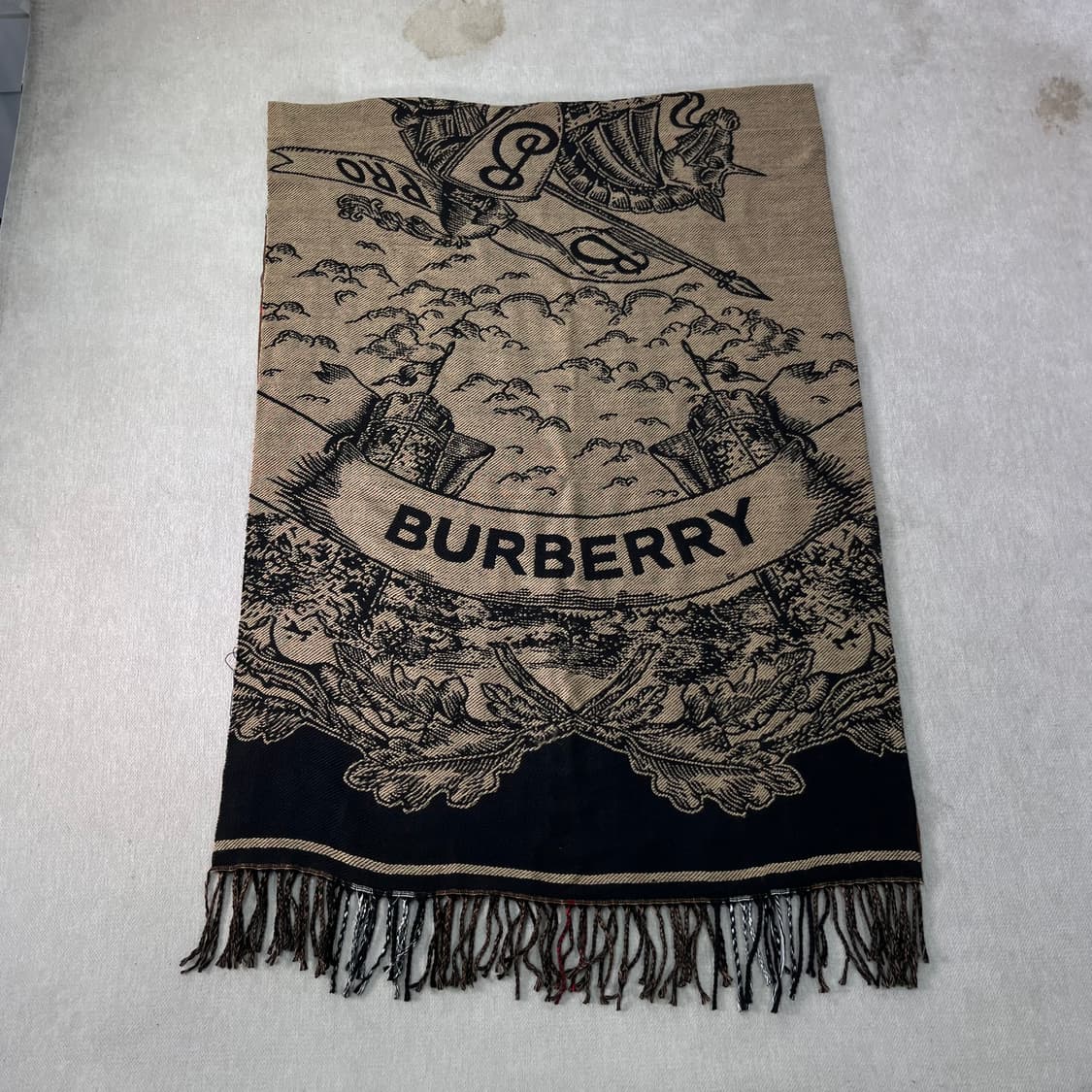 버버리 리버시블 캐시미어 숄 머플러  상품이미지3