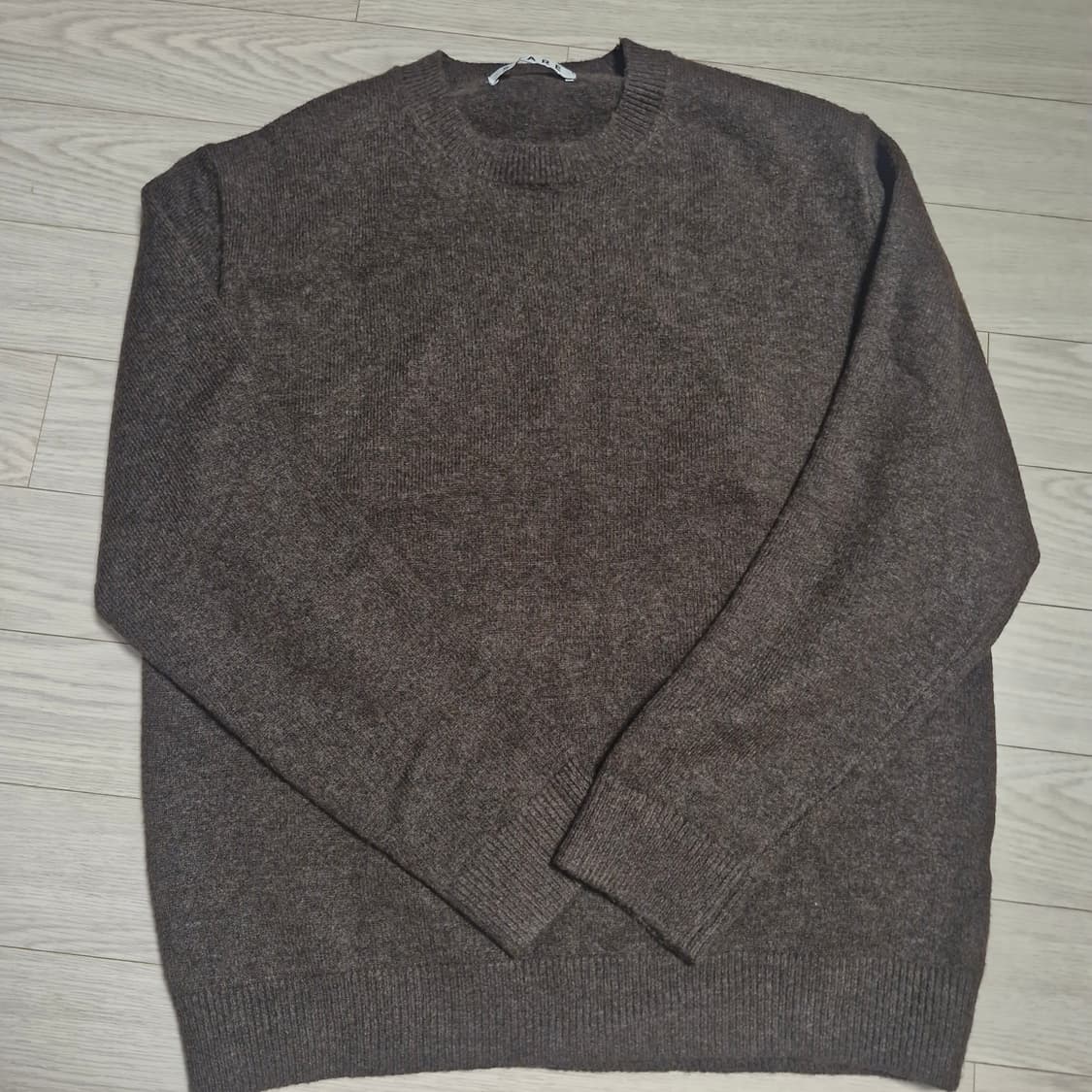 수아레 브라운 니트 상품이미지2