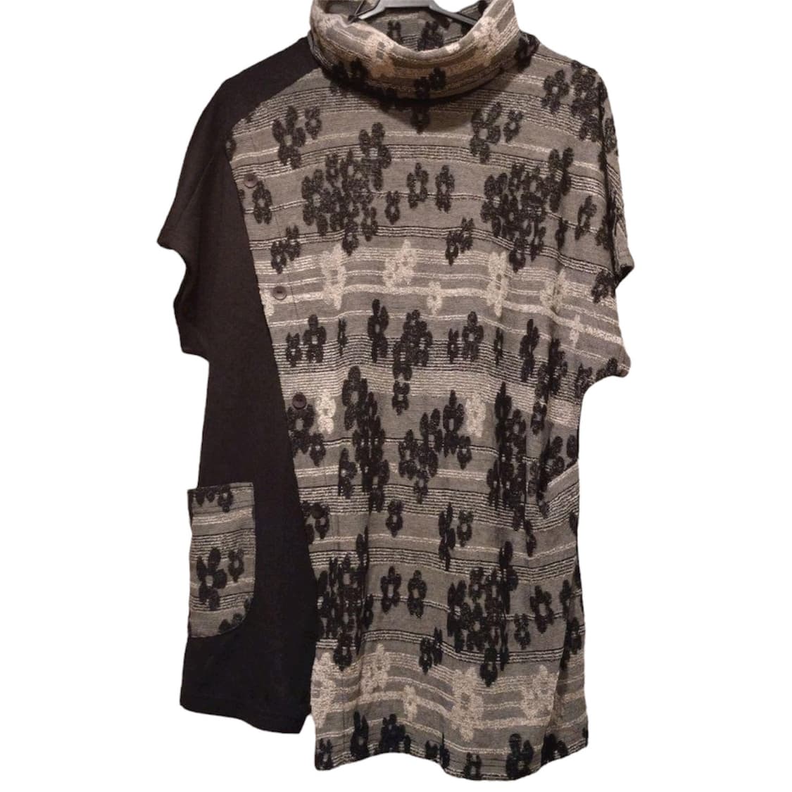 빈티지 플라워 포켓 하이넥 니트 튜닉 상품이미지1