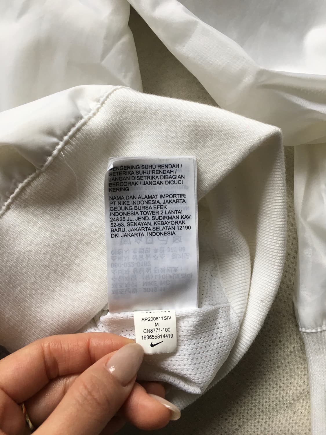 나이키 백스우시 바람막이 상품이미지7