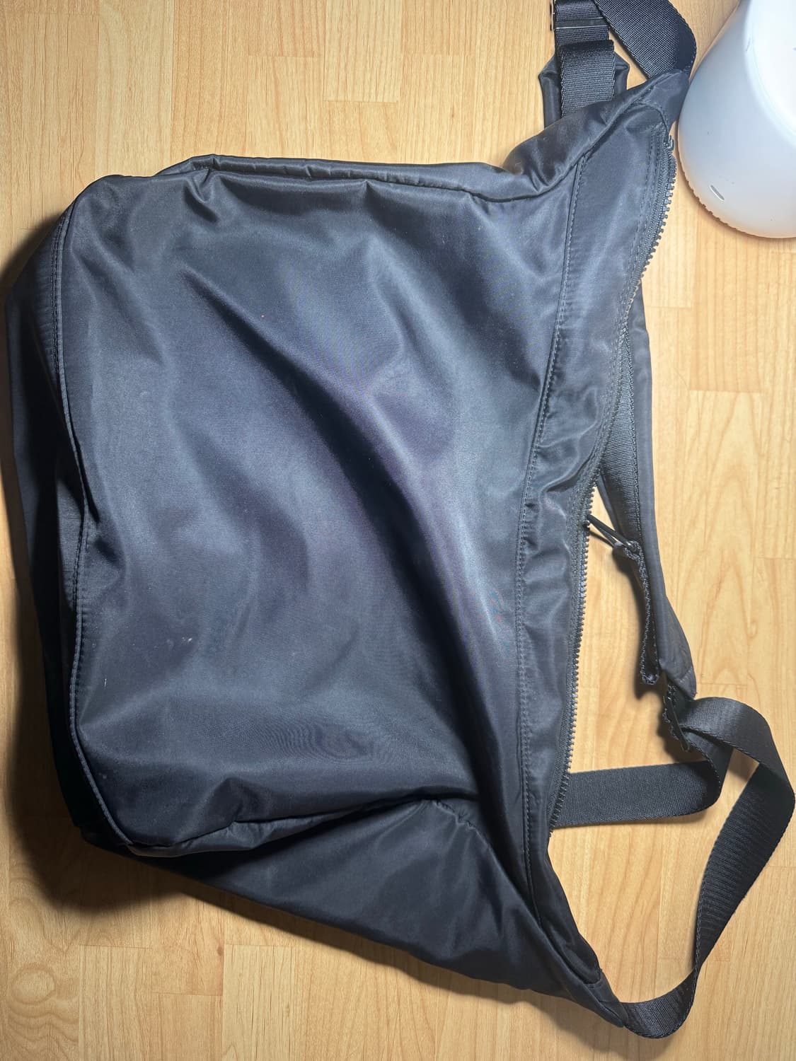 (남녀공용) hah archive 하 아카이브 아크 블랙 메신저 백 상품이미지1