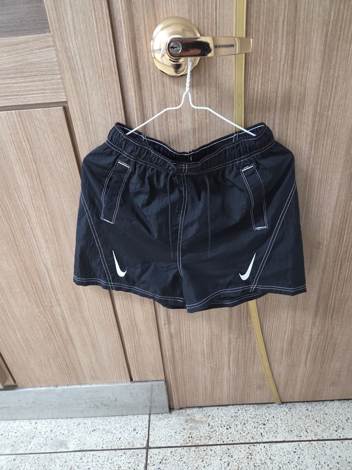 나이키 더블 스우시 여성 반바지 s 상품이미지1