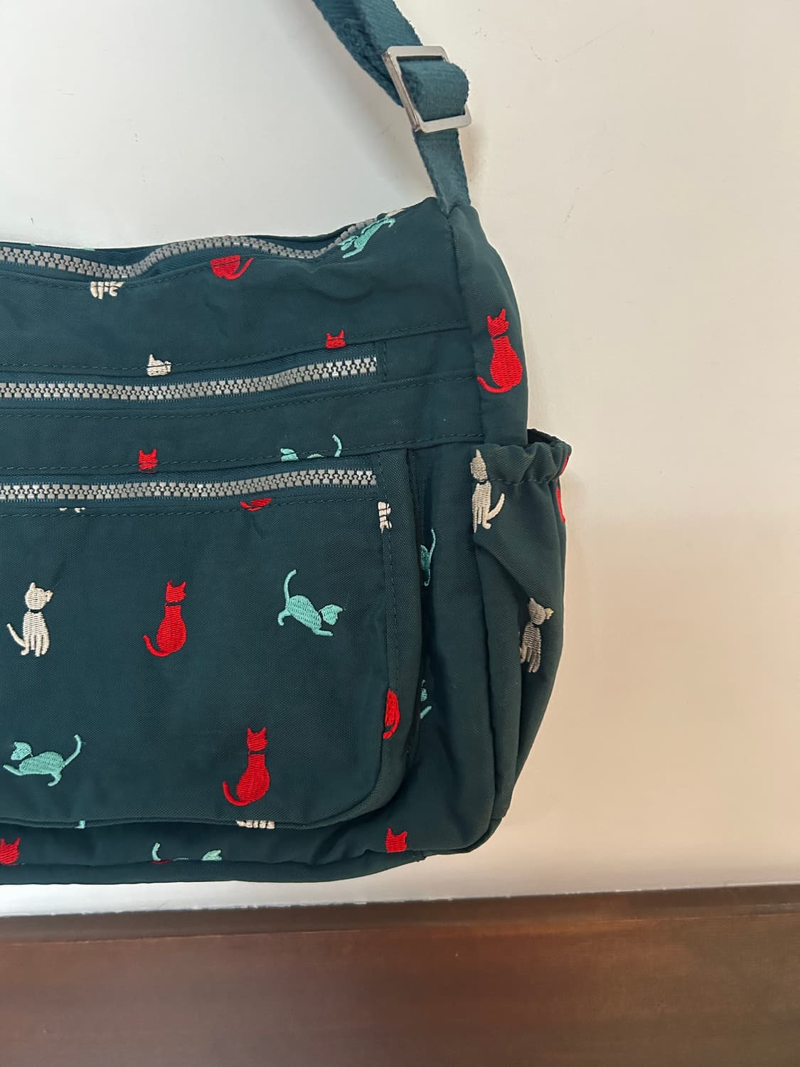 고양이 지퍼 크로스백  상품이미지2