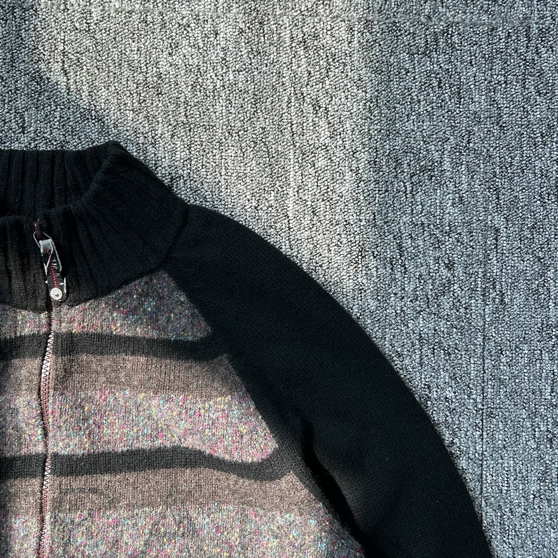 아르마니 진스 실루엣 니트 집업 상품이미지2