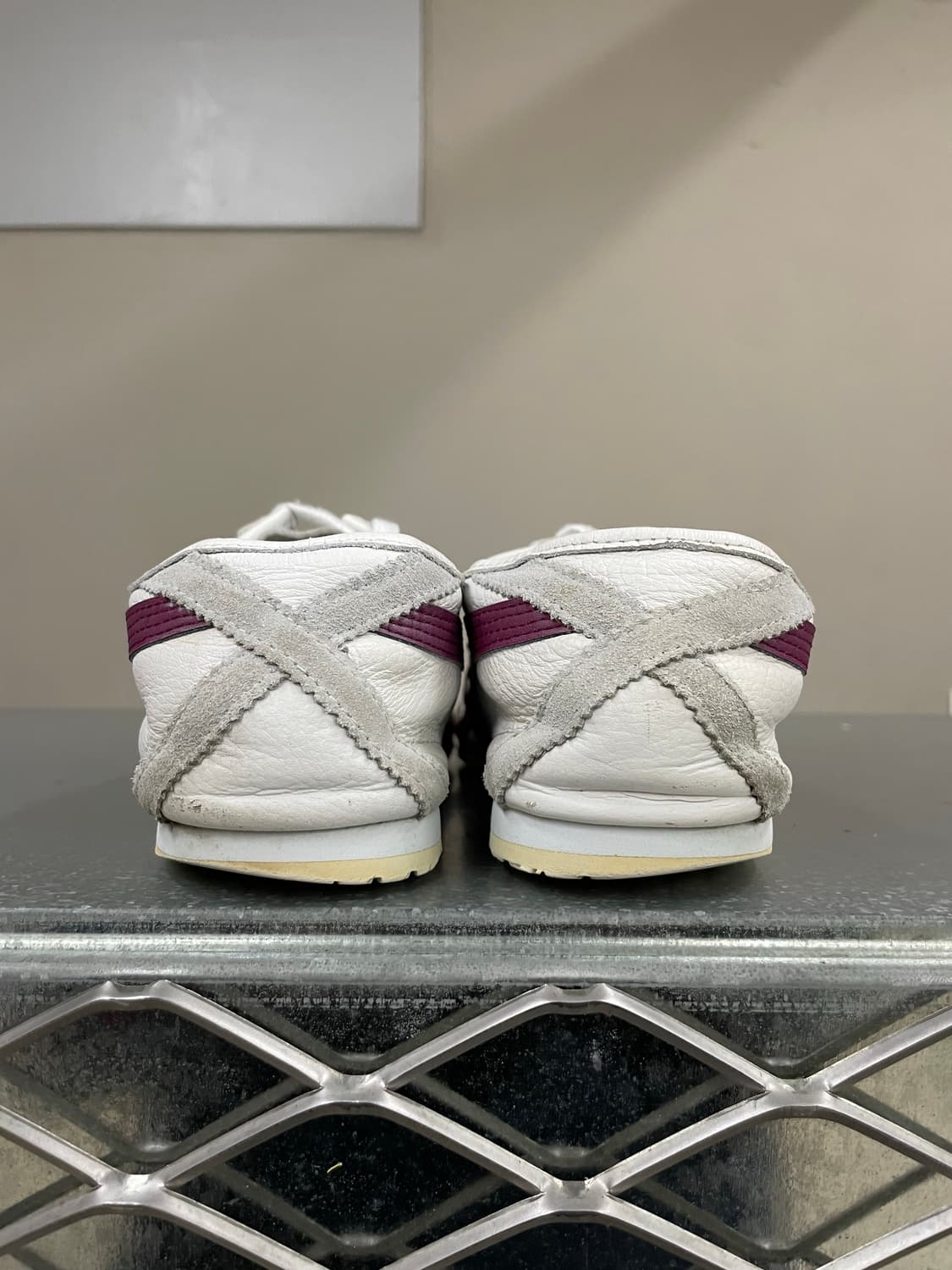 오니츠카 타이거 멕시코 66 화이트 드라이 베리 265 상품이미지3