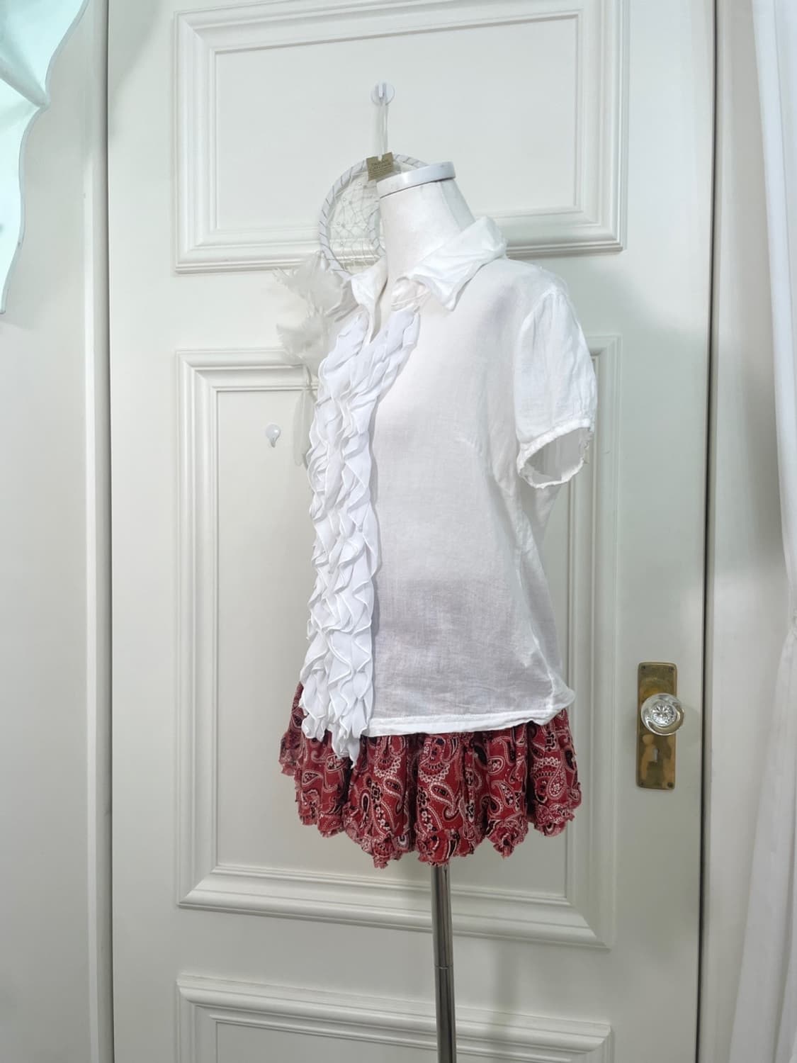 white ruffle cotton half shirt blouse 상품이미지2