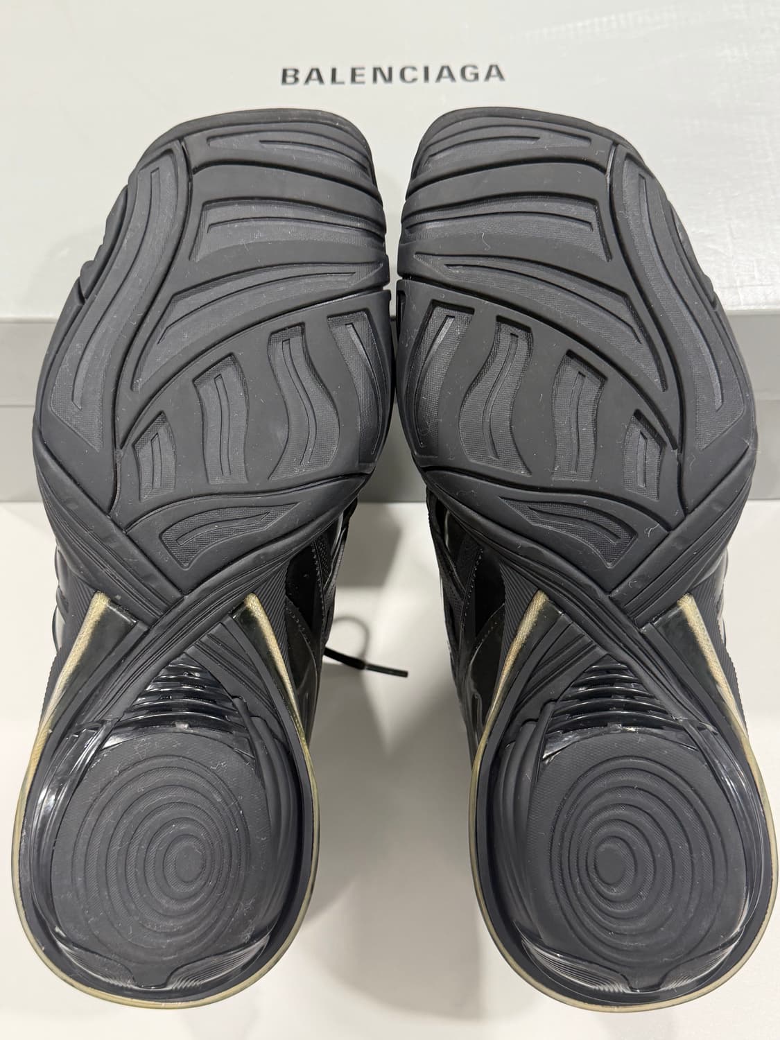 발렌시아가 타이렉스 블랙 42사이즈 상품이미지7