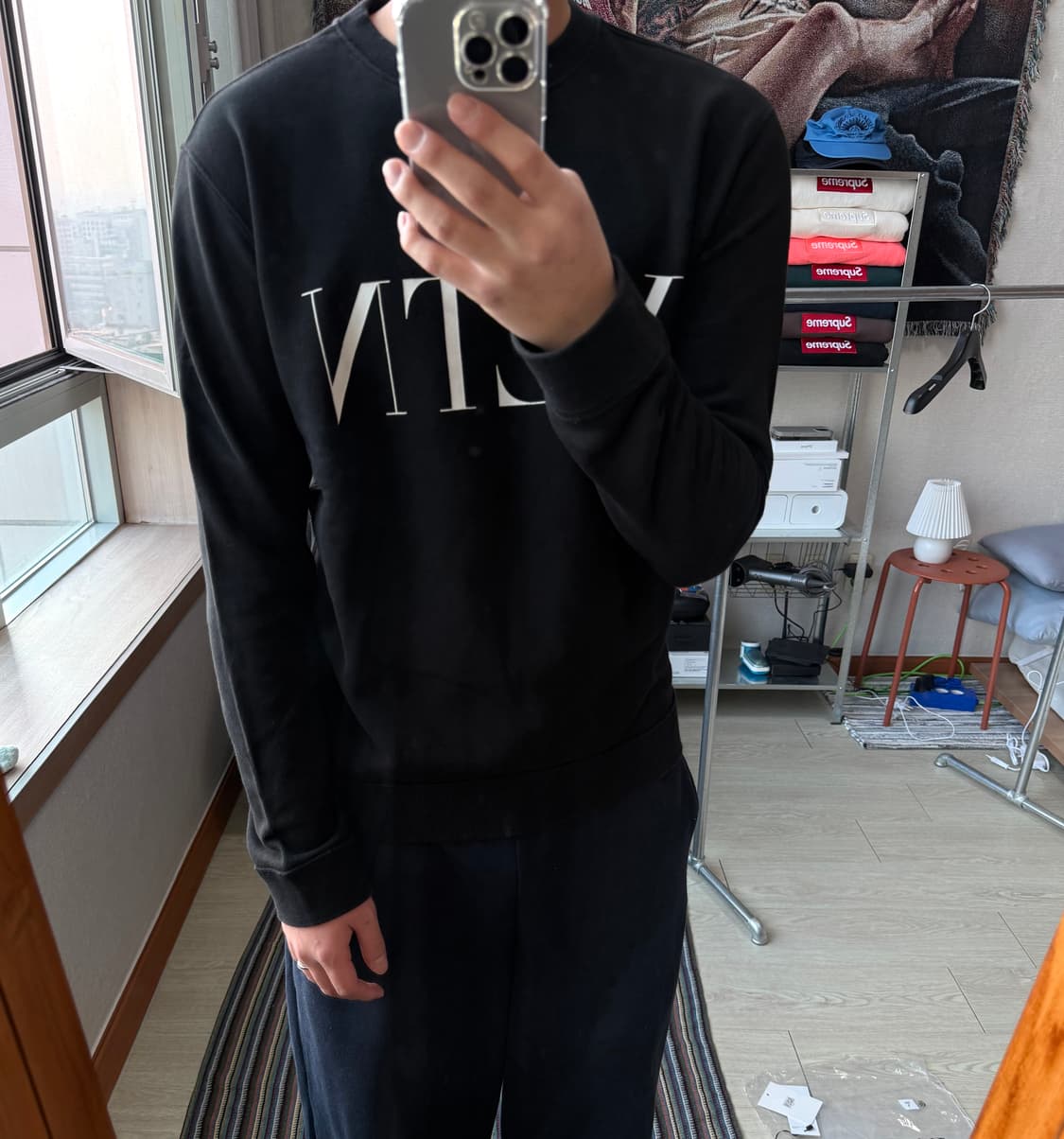 발렌티노 로고 맨투맨 상품이미지2