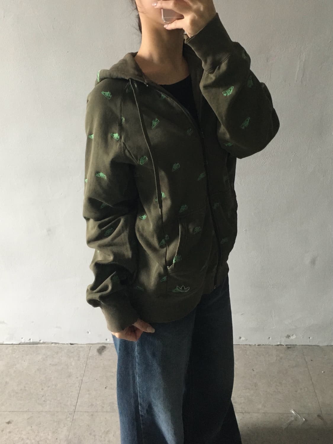 아디다스 그래픽패턴 후드집업 상품이미지2