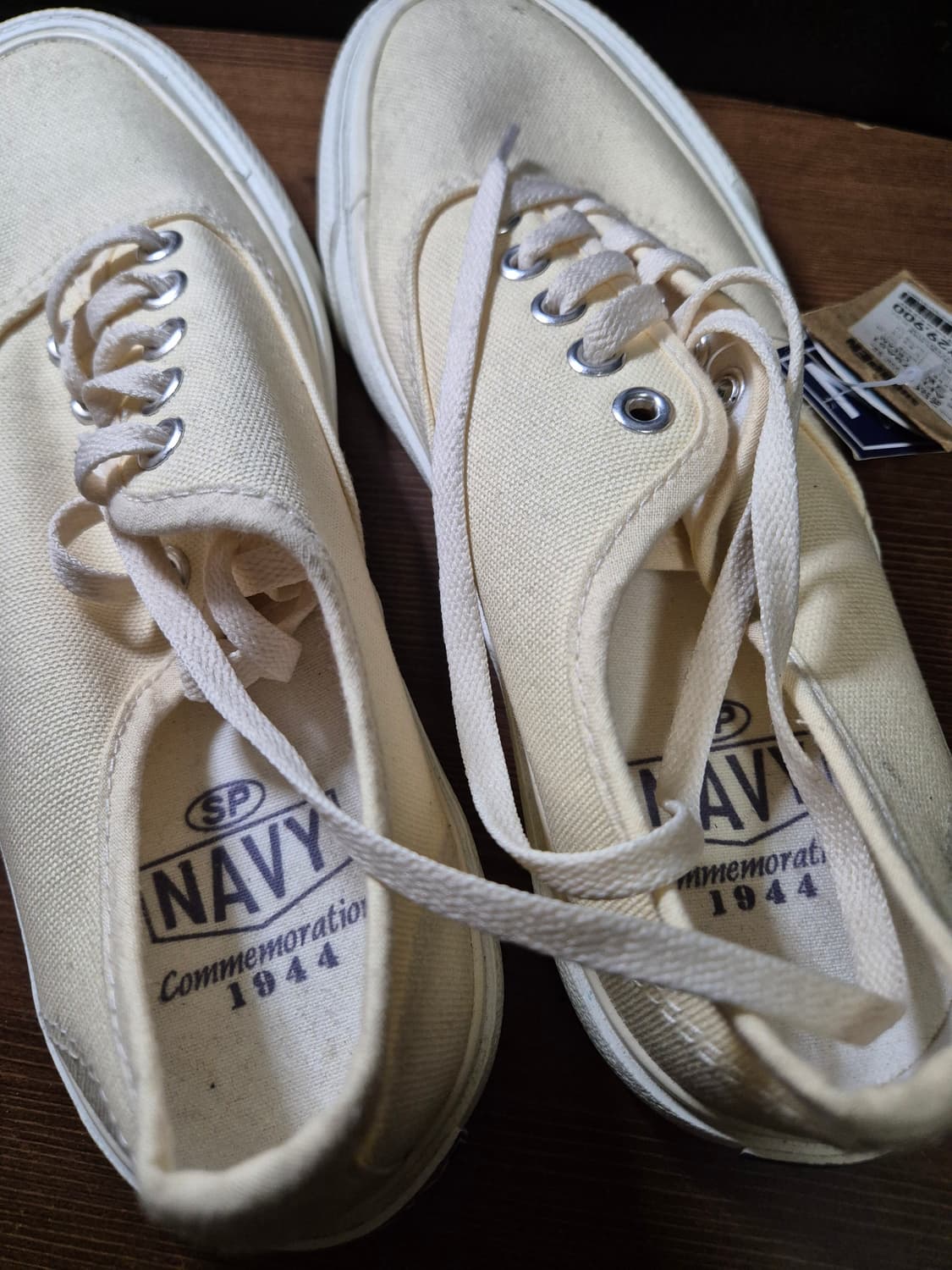 슈펜 네이비 커머머레이션 1944 크림 250 상품이미지2