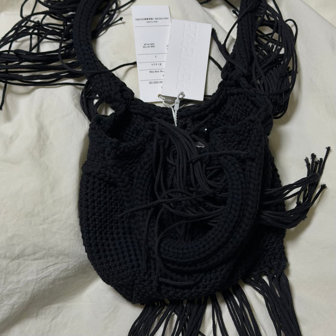 (택 o) PERVERZE 23ss fray mop bag 블랙 상품이미지2