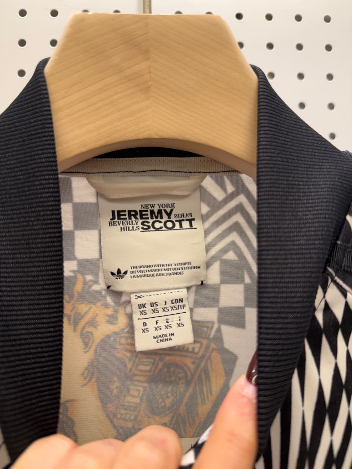 아디다스 x 제레미스캇 엔젤 프린트 트랙자켓 U1712 상품이미지5