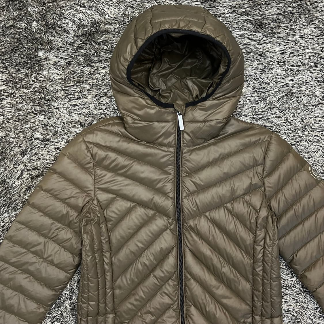 마이클코어스 팩커블 퀼팅 누빔 다운필 자켓 (XS) 상품이미지2