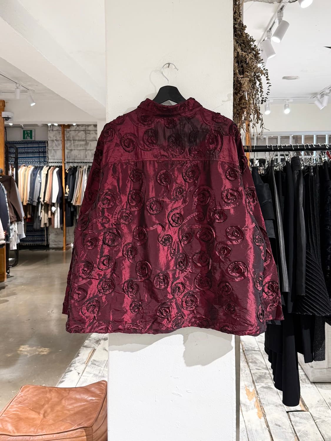 스콧 테일러 버건디 로제트 트림 셔츠 상품이미지6