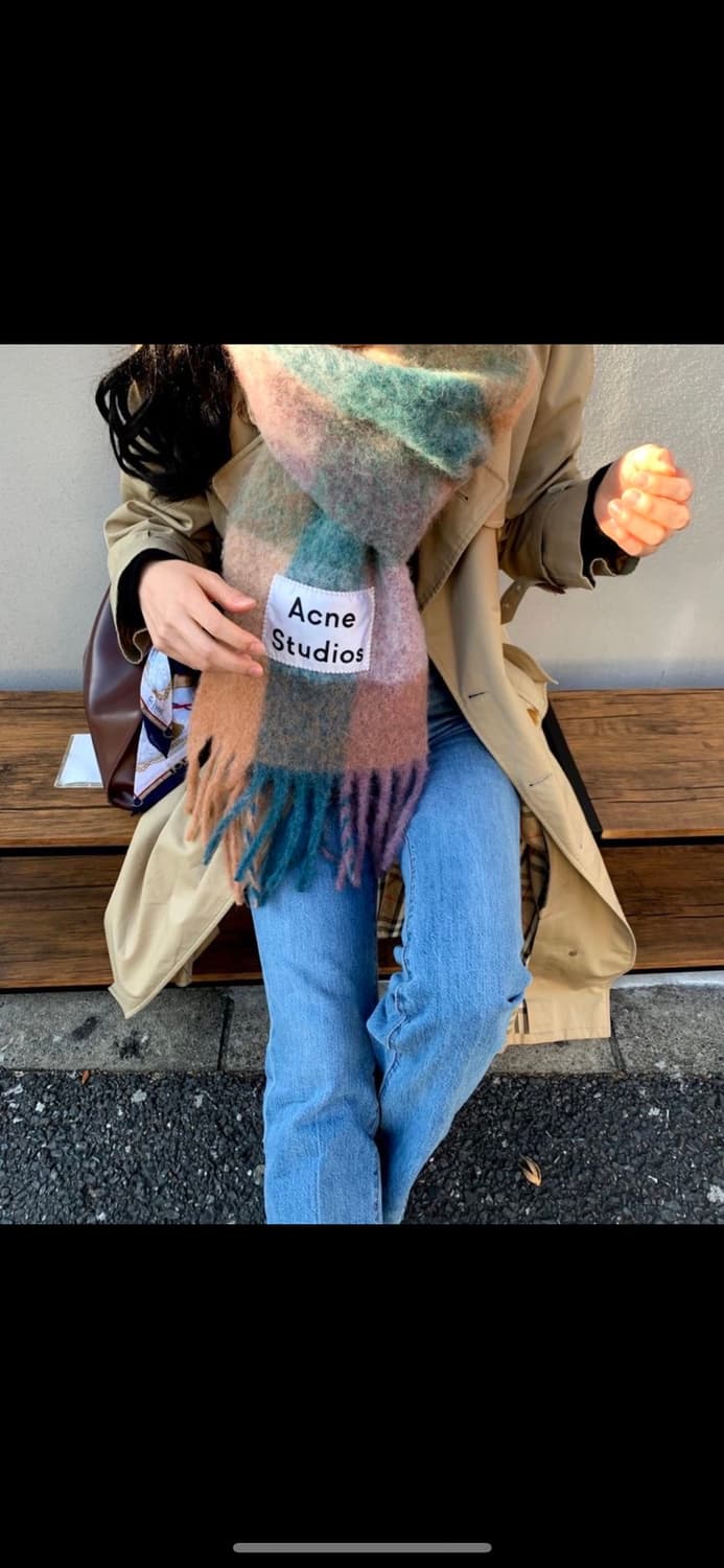 아크네스튜디오 체크 머플러 상품이미지1