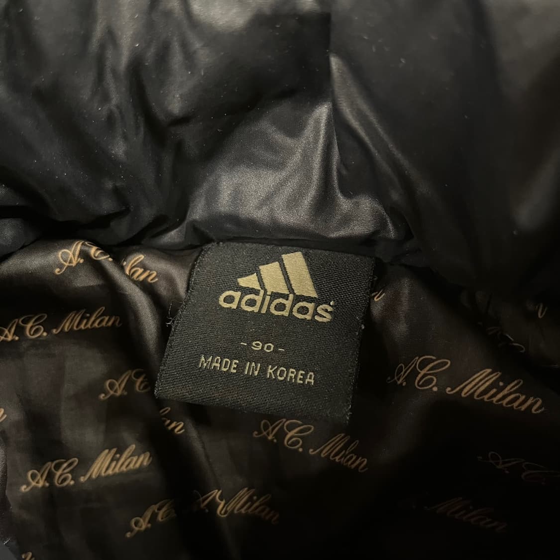 아디다스 검빨 ac밀란 숏패딩 90 상품이미지5
