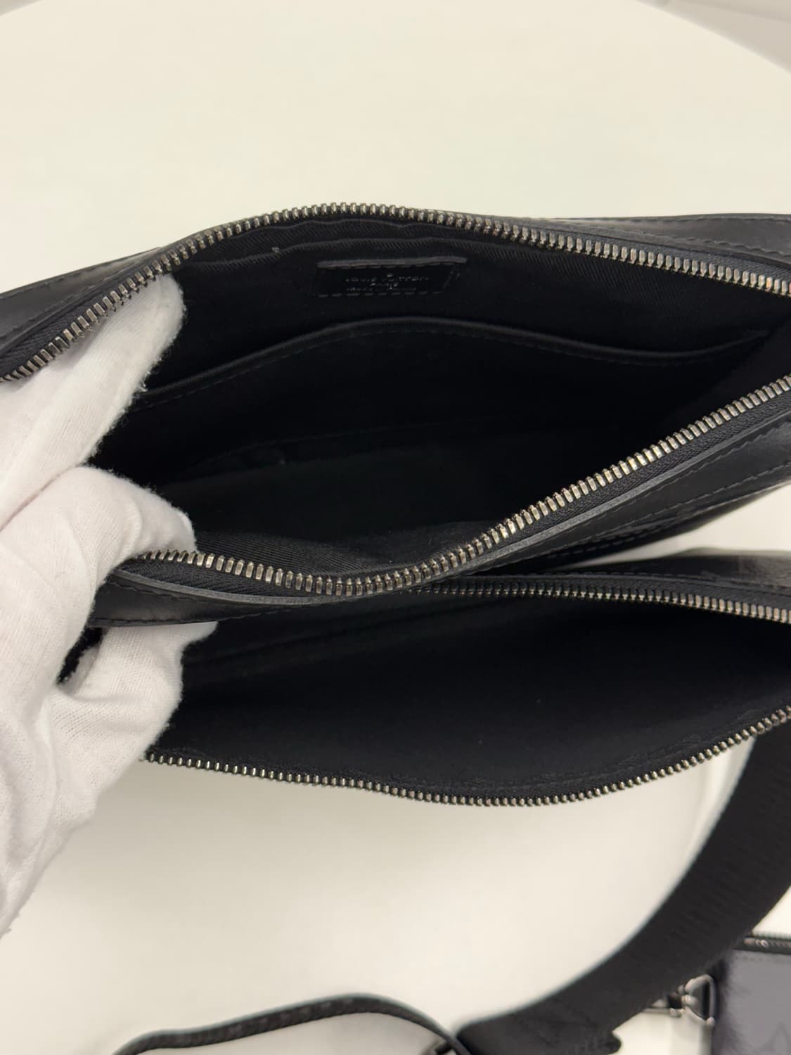 [신형] 루이비통 이클립스 트리오 메신저백 상품이미지9