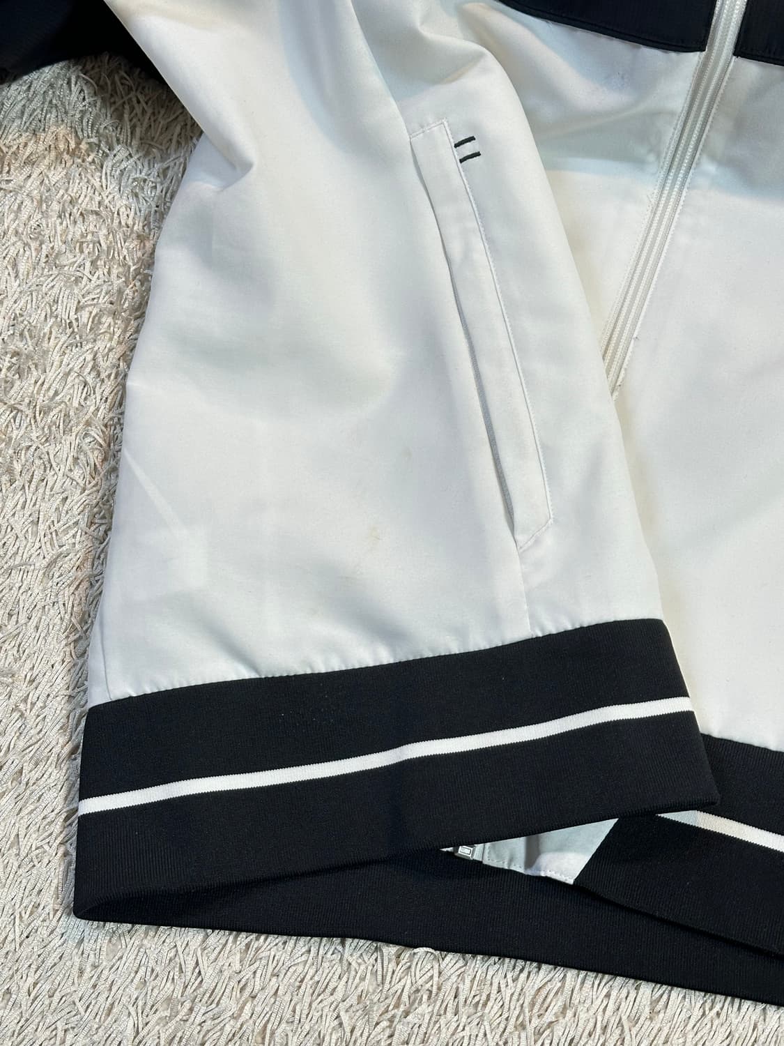 아디다스 사이드라인 배색 바람막이 자켓 오레오 상품이미지5