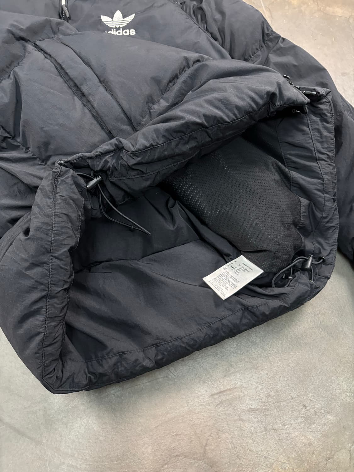 아디다스 슈퍼스타 다운 패딩 상품이미지3