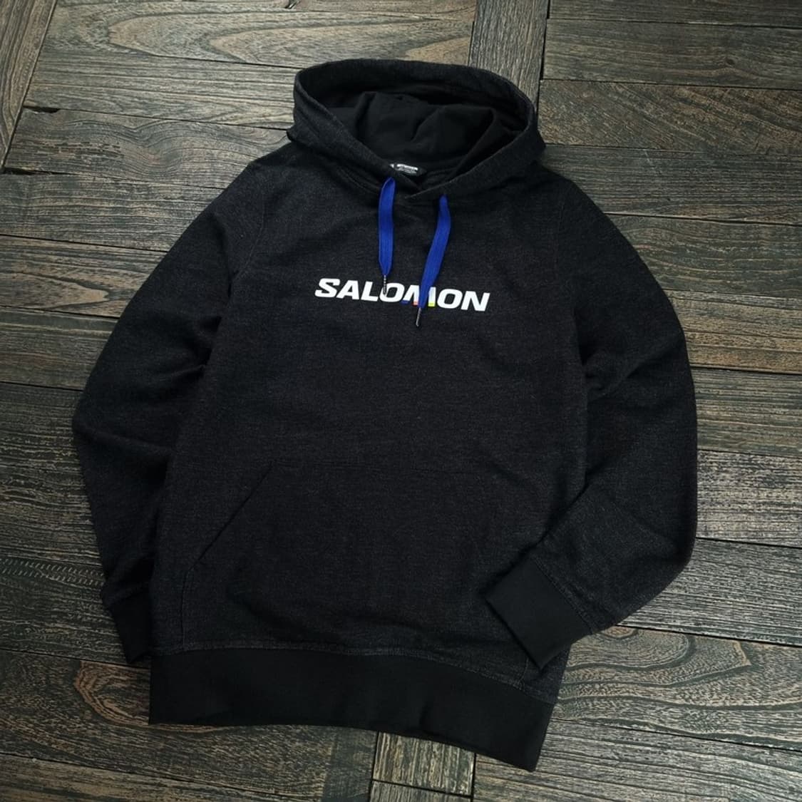 [살로몬] 로고 프린팅 후드티 블랙 M18692 상품이미지1