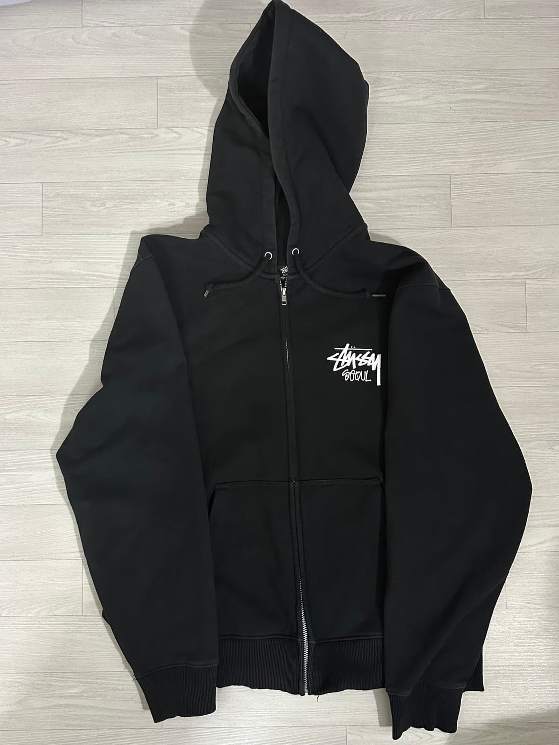 스투시 서울 후드집업 L 상품이미지1