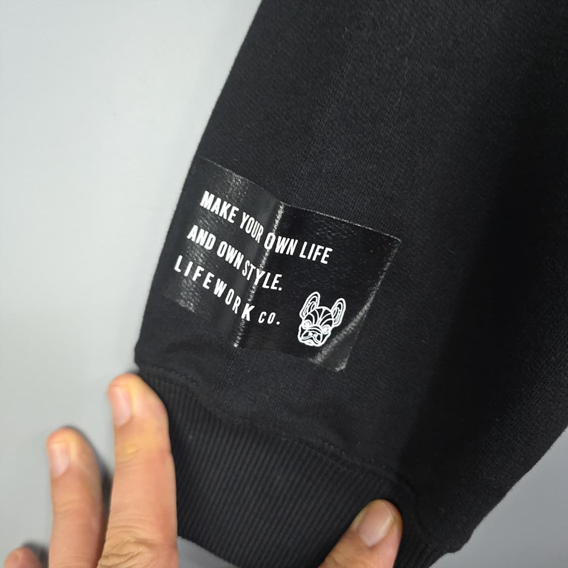 라이프워크 스프레이 라독 V넥 맨투맨 FREE 상품이미지4