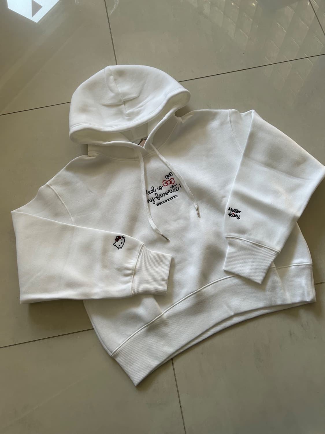 sanrio hoodie 상품이미지1