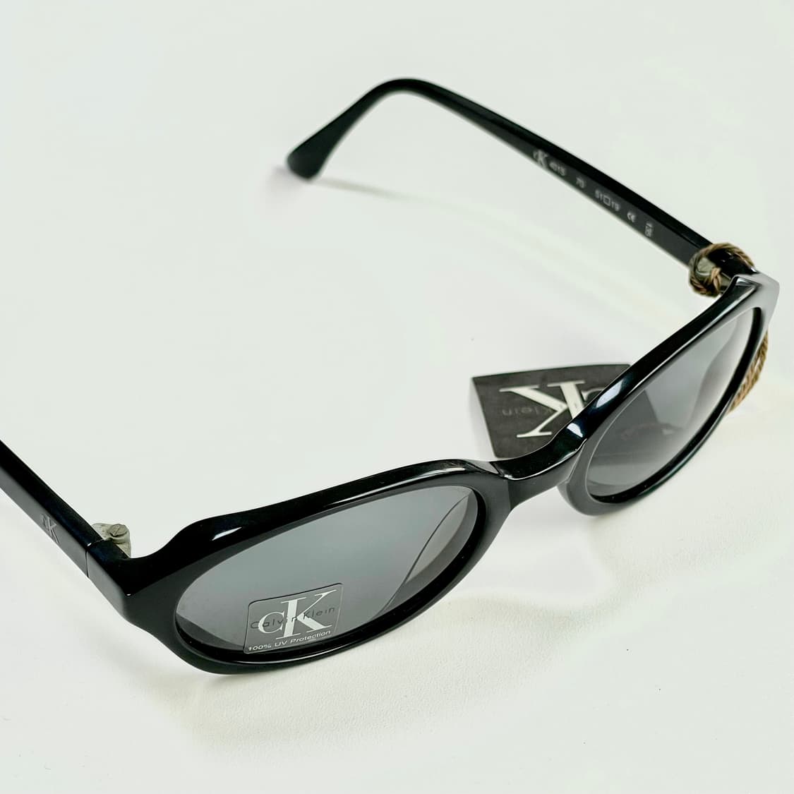 Calvin Klein 캘빈클라인 사의 빈티지 선글라스 상품이미지2