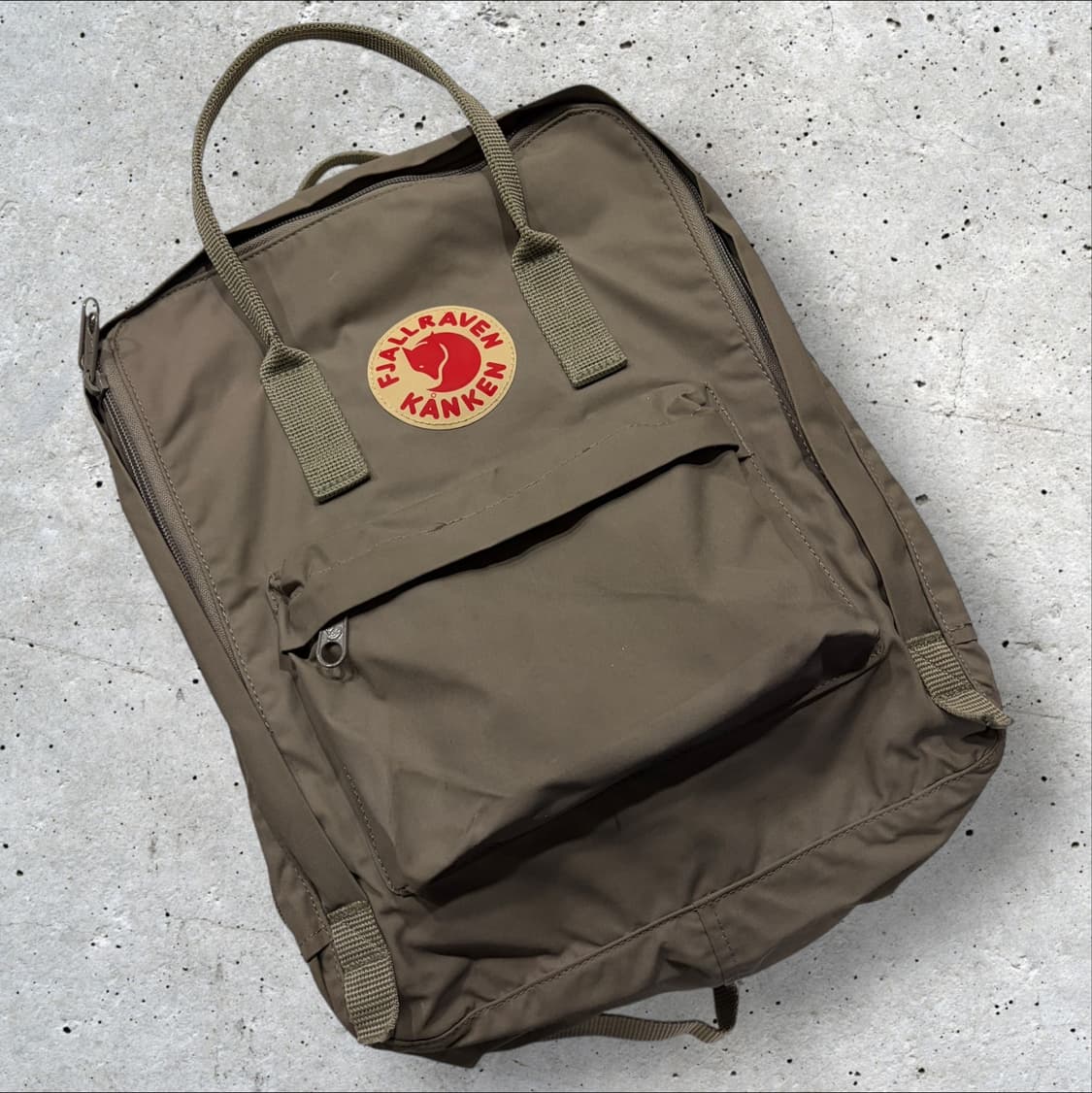 피엘라벤 칸켄 백 백팩 카키 그레이 상품이미지1