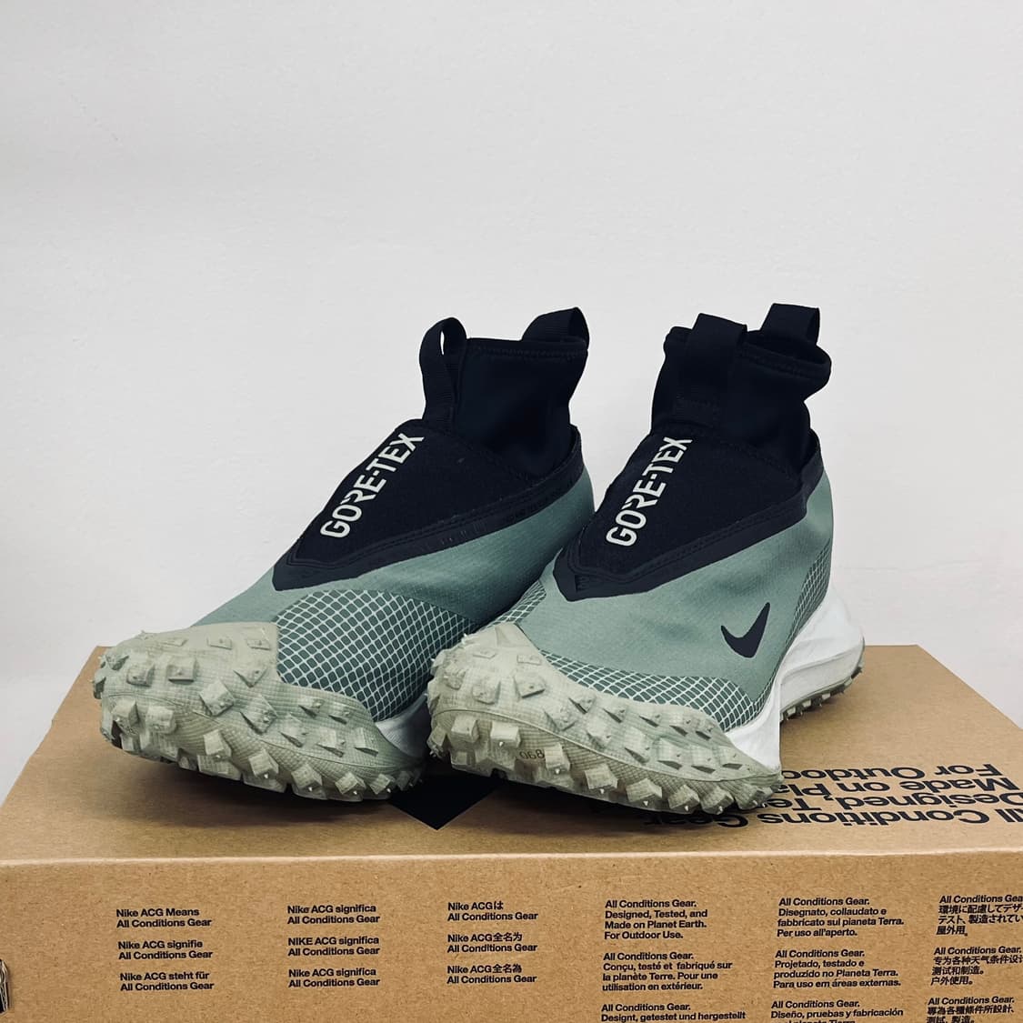 나이키 ACG 마운틴 플라이 고어텍스 클레이 그린 255 상품이미지3