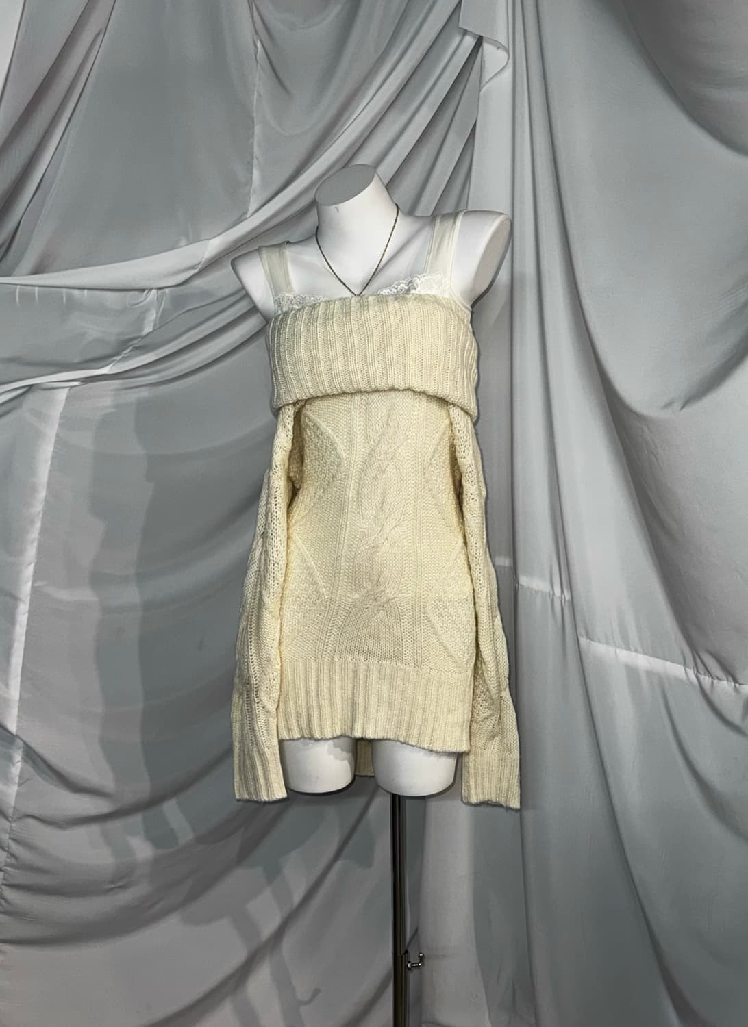 레스트로즈 달천깔 화이트 히메 오픈숄더니트 코디세트  상품이미지3