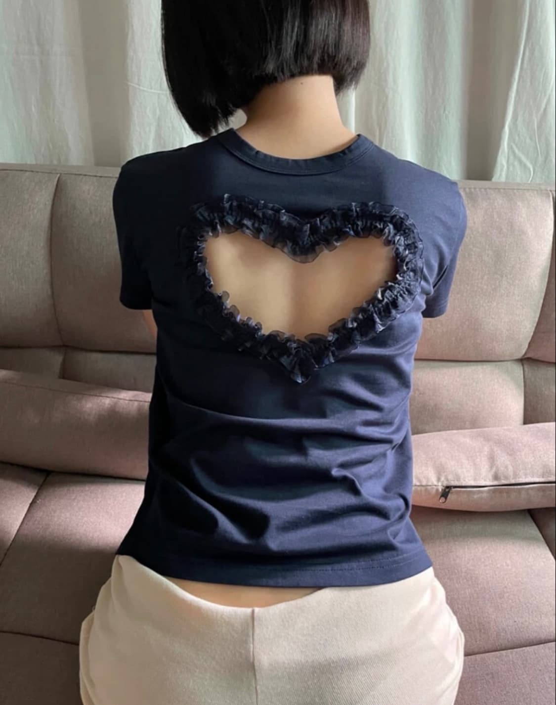 Dongeun 동은 레이스 하트 반팔티 네이비 상품이미지1