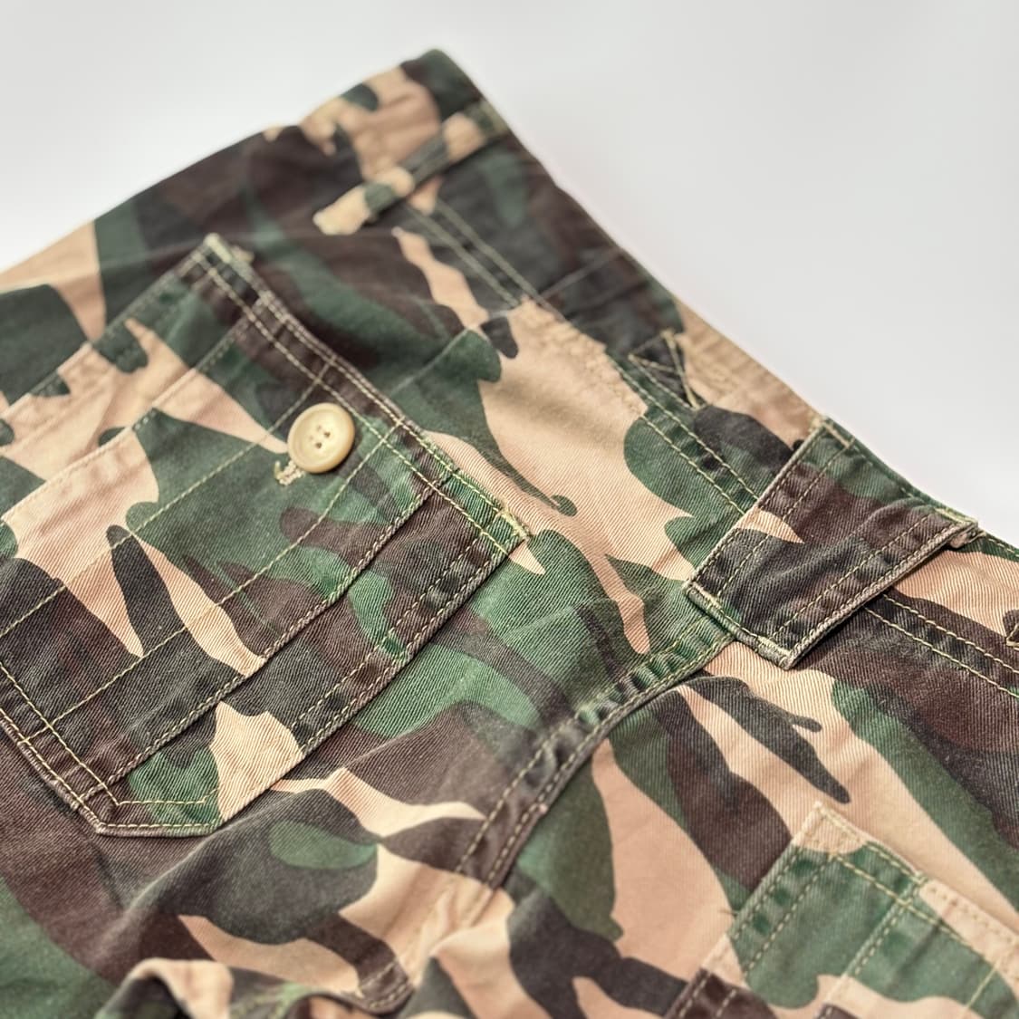 빈티지 우드랜드 카모 지퍼 디테일 크롭 카고 팬츠 상품이미지6