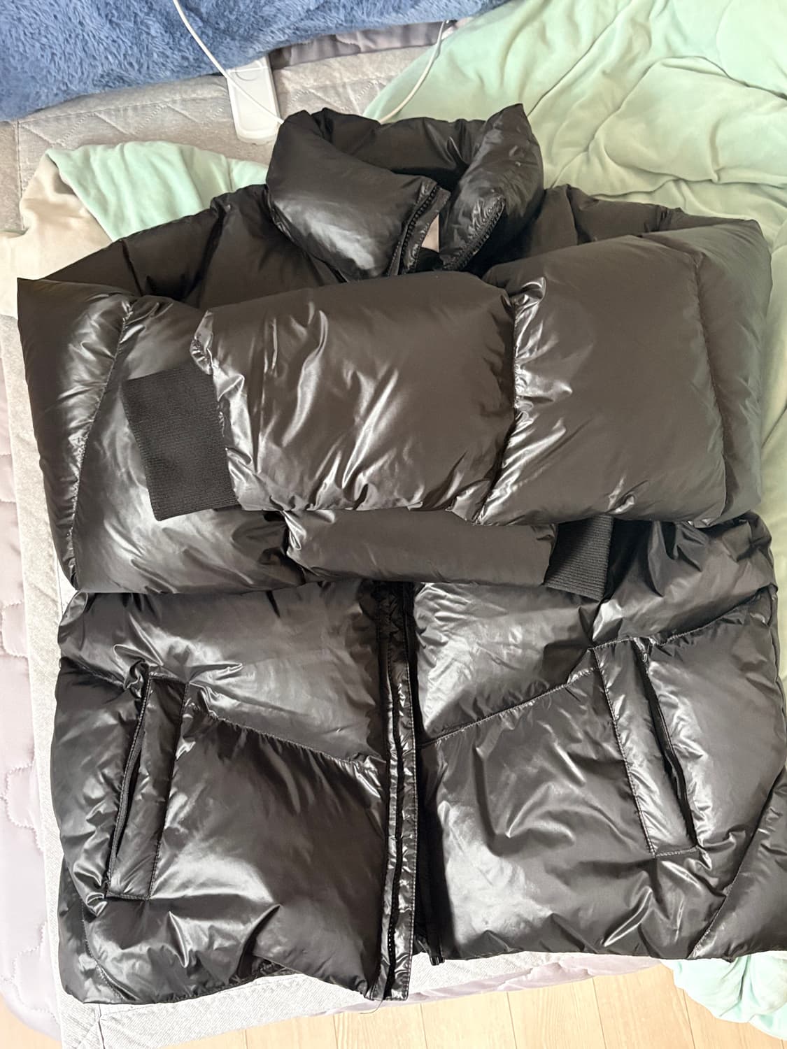 노매뉴얼 유광패딩 상품이미지1